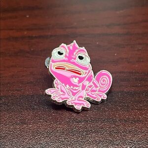 Walt Disney World Colorful Pascal Pink Hidden‎ Mickey Pin